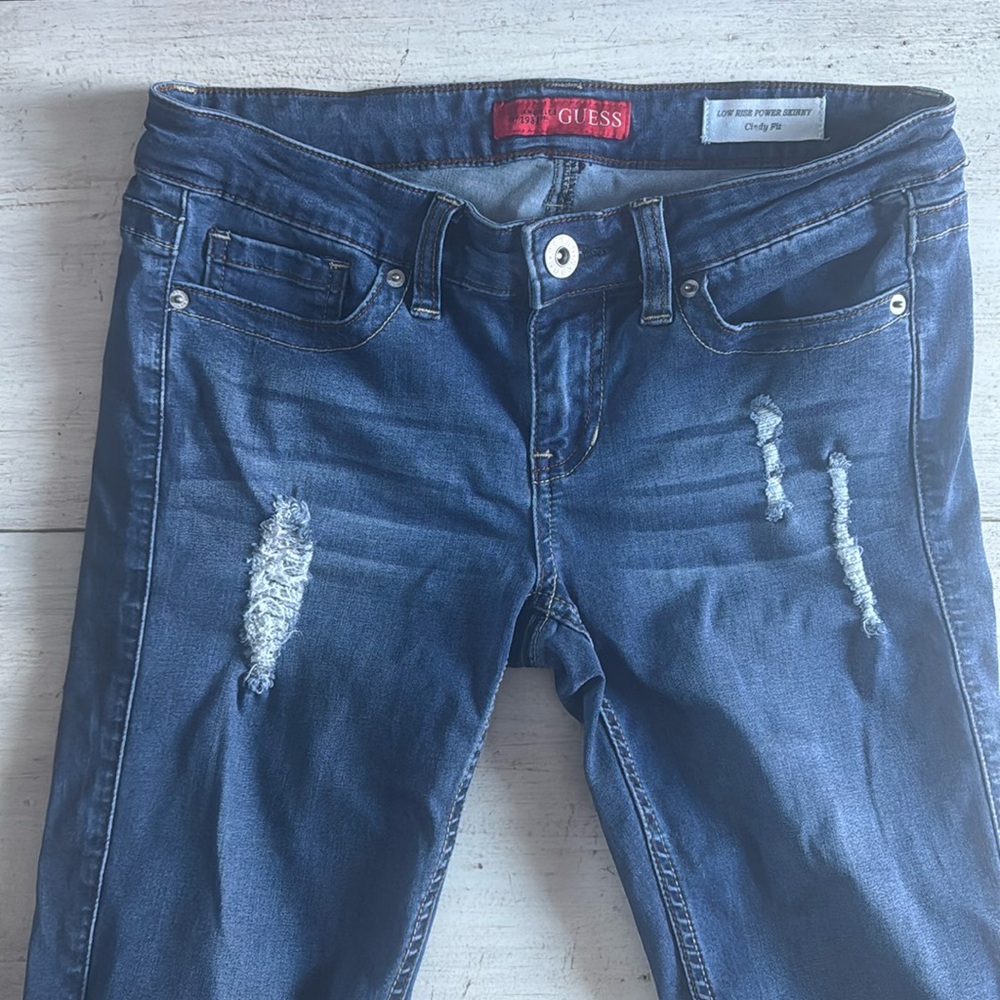 Guess low rise power skinny Cindy Fit 27